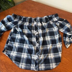 Off-Shoulder Neckline Plaid Button-Up Top Curved Hem